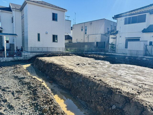 八王子市　北野台　新築一戸建ての外観|～北野駅徒歩35分　省エネ性能認定　並列3台駐車可能、広い庭付きの新築一戸建て～