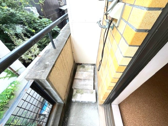 杉並区阿佐谷南２丁目の賃貸マンションのバルコニー