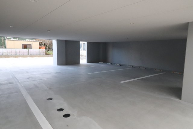 コンフォータブルの駐車場