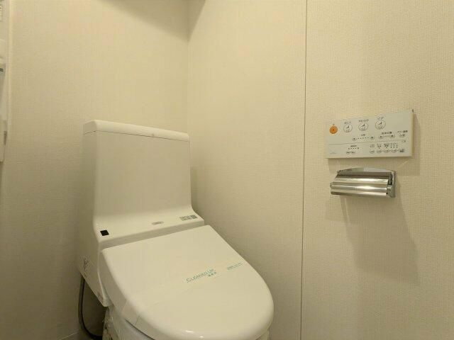 アソシエール高島平のトイレ|シンプルで使いやすいトイレです