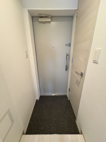GENOVIA谷塚の玄関