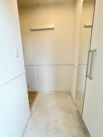 カーサビエントの玄関|落ち着いた玄関です