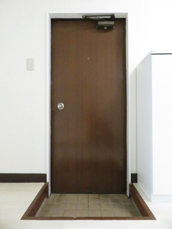 グリーンハウスの玄関