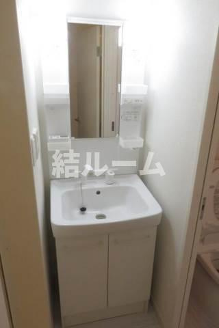 板橋区弥生町のアパートの洗面所