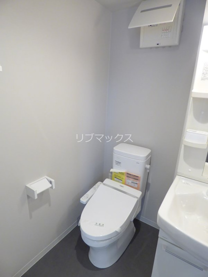 写真は同仕様参考写真。