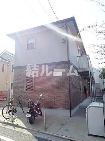 練馬区向山２丁目のアパートのエントランス
