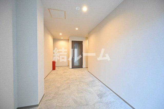 荒川区荒川５丁目の賃貸マンションのロビー