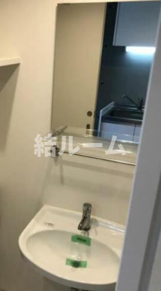 豊島区池袋１丁目の賃貸マンションの洗面所|別号室参考写真