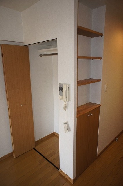 新品家具付きマンション対馬小路18(KaGood福岡)の収納