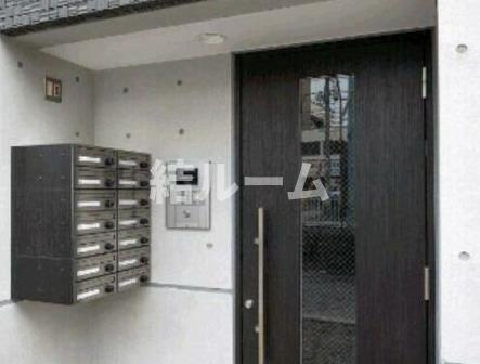 北区赤羽２丁目の賃貸マンションのエントランス
