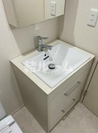 北区赤羽２丁目の賃貸マンションの洗面所