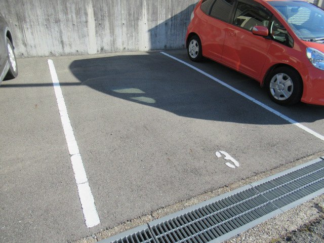 WITH　ROSE　AKASHIの駐車場
