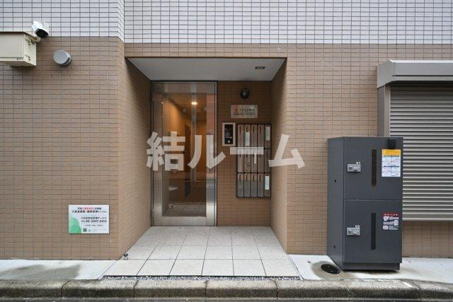 北区神谷１丁目の賃貸マンションのエントランス