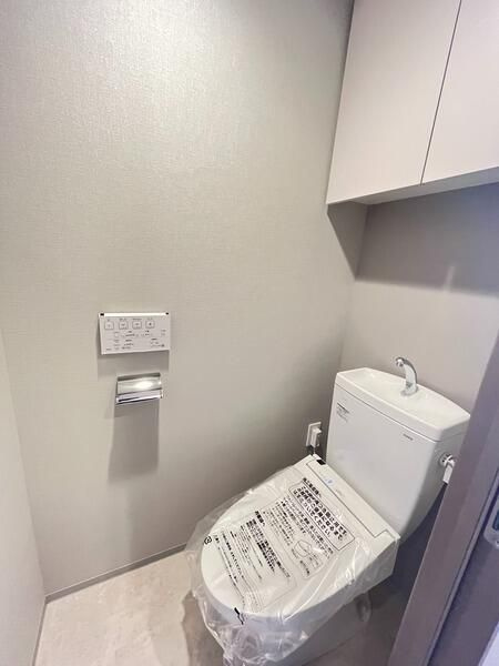 ＡＲＫＭＡＲＫ中村橋のトイレ|落ち着いた色調のトイレです
