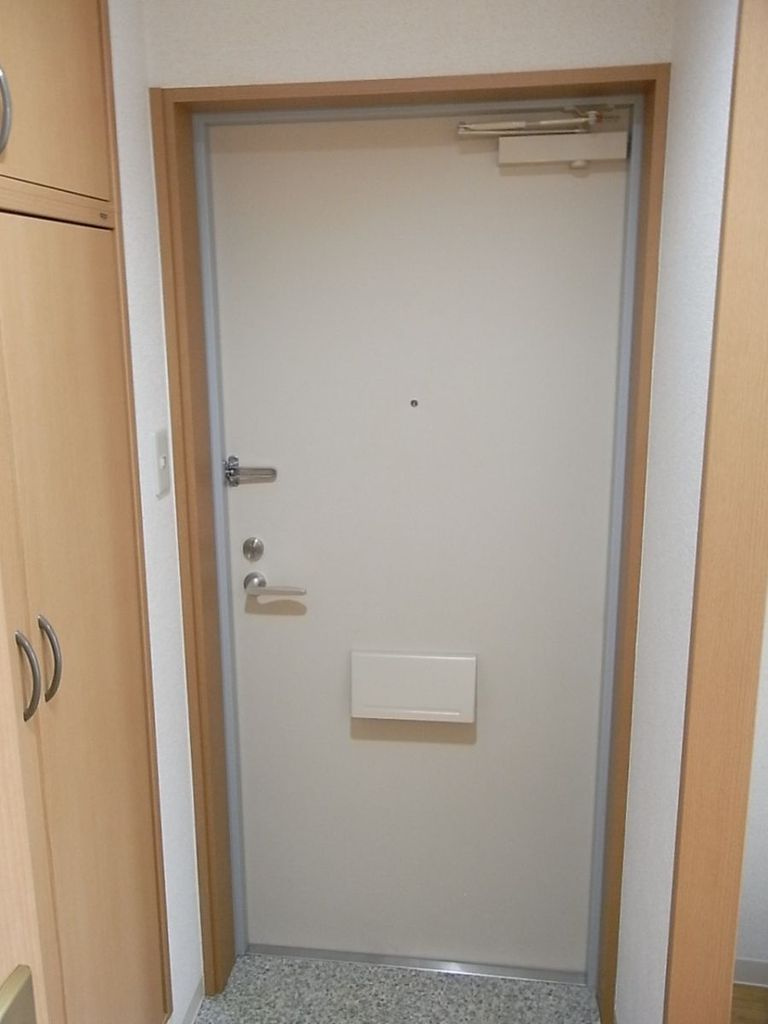 スカイコート高田馬場第６の玄関|
※写真は建物の標準的な設備になります。
現況と異なる場合、現況を優先いたします。