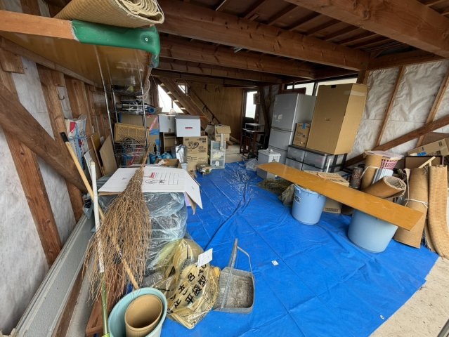 玉名市岱明町　車庫付き！平屋一戸建ての駐車場|車庫や物置・倉庫としてお使いいただけます！