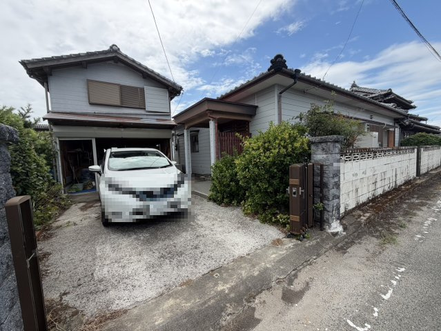 玉名市岱明町　車庫付き！平屋一戸建て