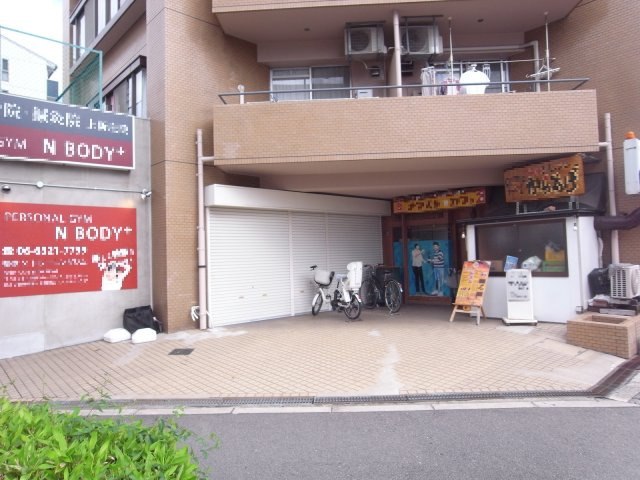 大阪市東淀川区豊新２丁目の店舗事務所