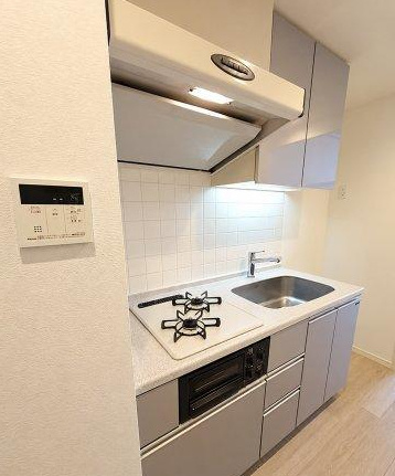 コンフォリア要町のキッチン|
※写真は建物の標準的な設備になります。
現況と異なる場合、現況を優先いたします。