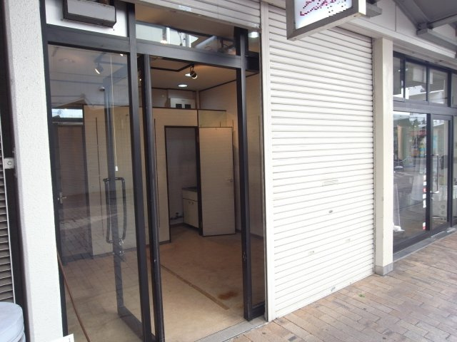 尼崎市潮江１丁目の店舗一部