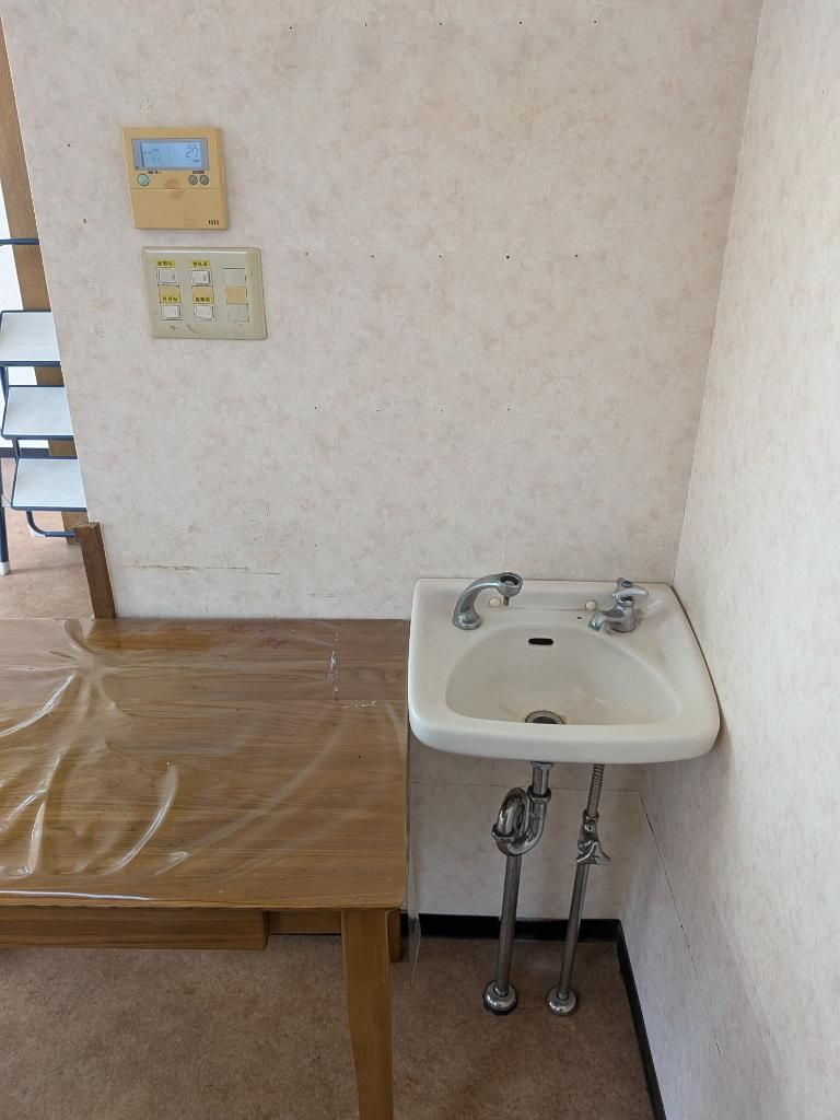熊野町貸店舗・事務所の洗面所
