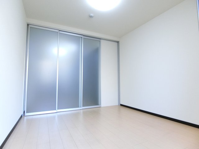 フジパレス茨木南の寝室