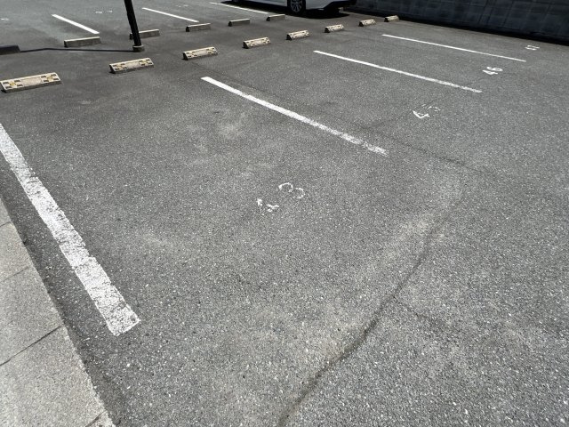 サンライズ北条の駐車場