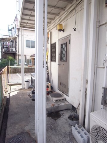 伊丹市桜ケ丘２丁目の店舗一部