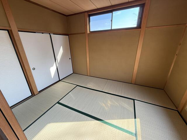 北小渕字南切の中古住宅の和室|２階和室