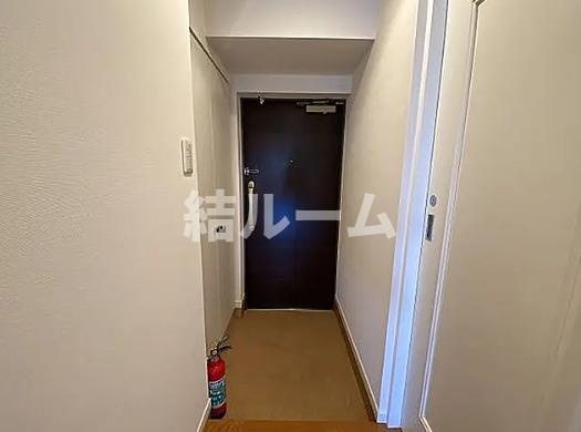 板橋区板橋１丁目の賃貸マンションの玄関