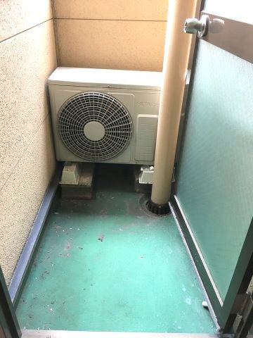 ピュア大町のバルコニー