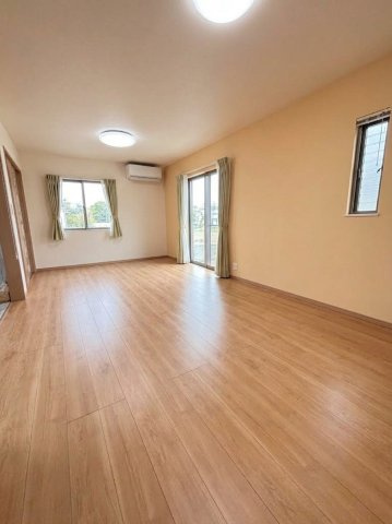 【居間・リビング】 | 上益城郡益城町砥川 | AIで家具類を消す加工を行っております。