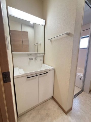 【独立洗面台】 | 上益城郡益城町砥川 | AIで家具類を消す加工を行っております。