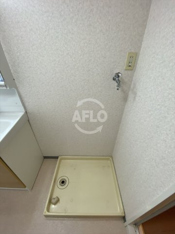 ヴェスタ堀江　日吉小学校区の設備|ヴェスタ堀江　洗濯機置場