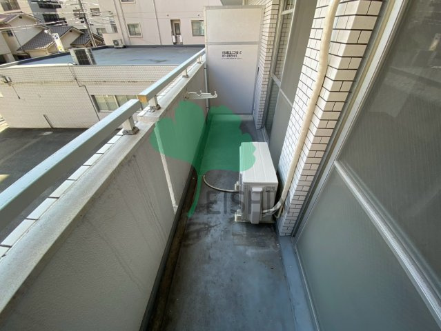 ホワイトピア博多駅南
