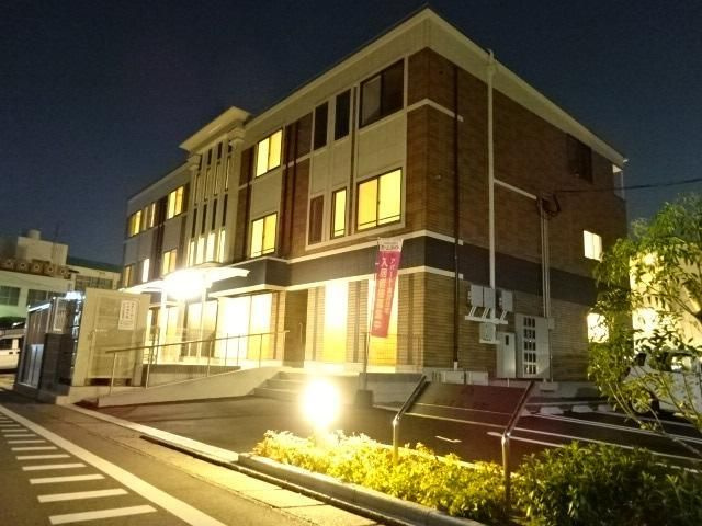 ルミナス令和のエントランス