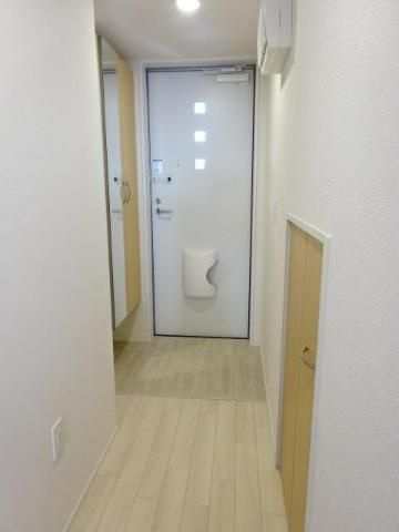 ルミナス令和の玄関