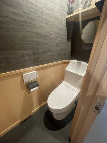 津山市小性町　3階建　店舗のトイレ|2階トイレ