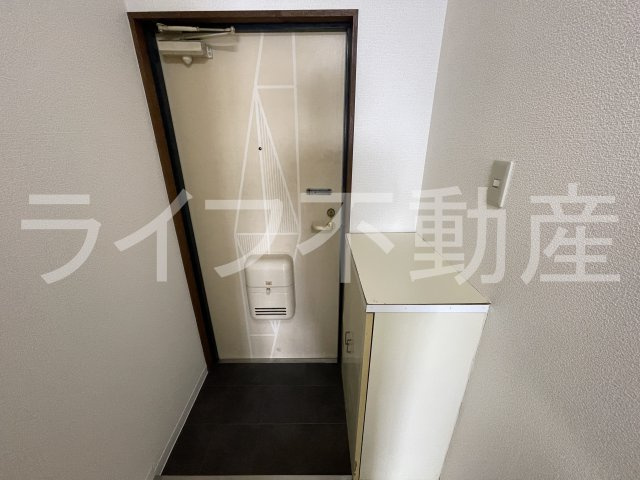 ベストレジデンス瓢箪山Iの玄関
