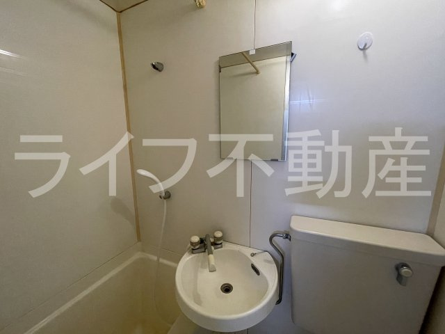ベストレジデンス瓢箪山Iの浴室