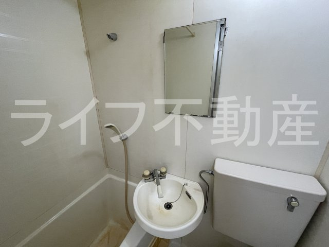 ベストレジデンス瓢箪山Iの洗面所