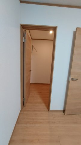 【居間・リビング】の画像