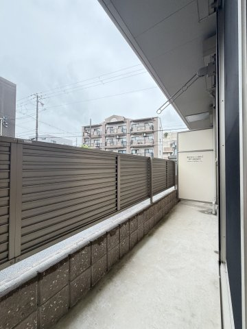 グラン ジュテのバルコニー