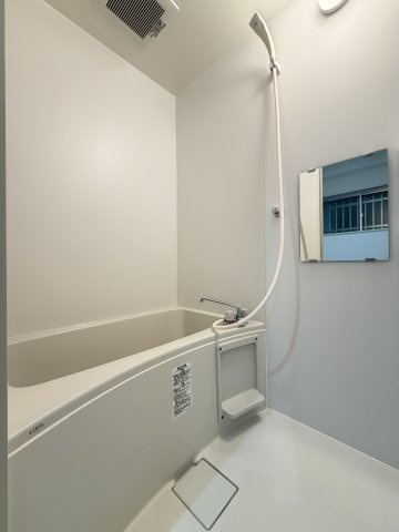双輪建物第八コーポの浴室