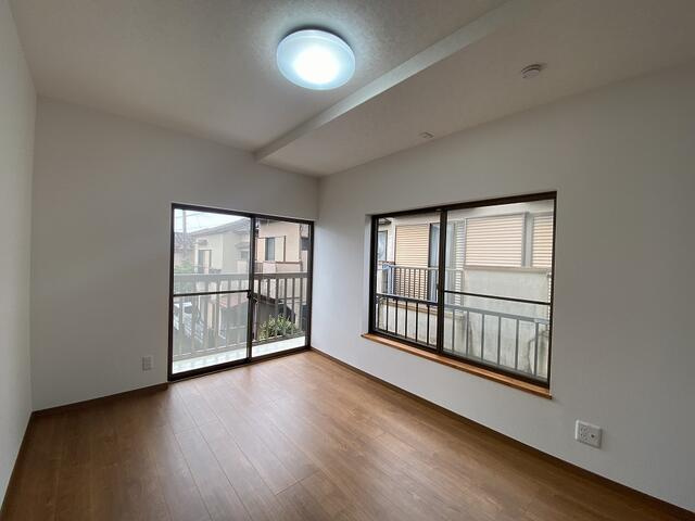 富士市今泉４丁目の中古一戸建の内装|２階６．５帖洋室