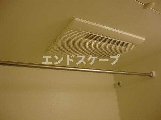 フォレストの設備|浴室物干
高崎、前橋のお部屋探しはエンドスケープまで！お客様の理想お聞かせ下さい♪