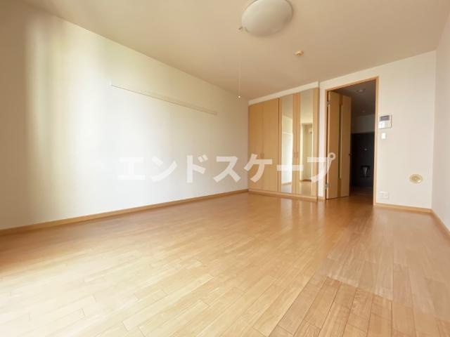 フォレストの居間・リビング|洋室
高崎、前橋のお部屋探しはエンドスケープまで！お客様の理想お聞かせ下さい♪