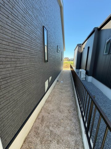 丸亀市津森町平屋戸建　ゆったり駐車場５台以上可能の庭