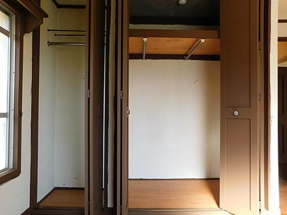神戸市東灘区魚崎北町４丁目の賃貸マンションの収納