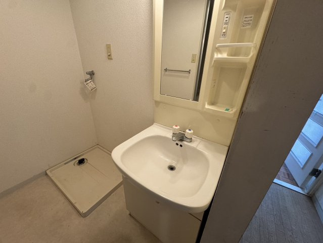 神戸市灘区楠丘町６丁目の賃貸マンションの洗面所